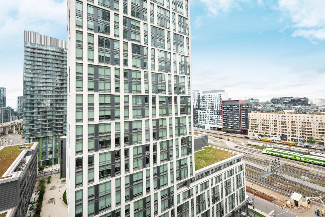 多伦多Walk To Rogers, Scotia Arena, Cn Tower公寓 外观 照片